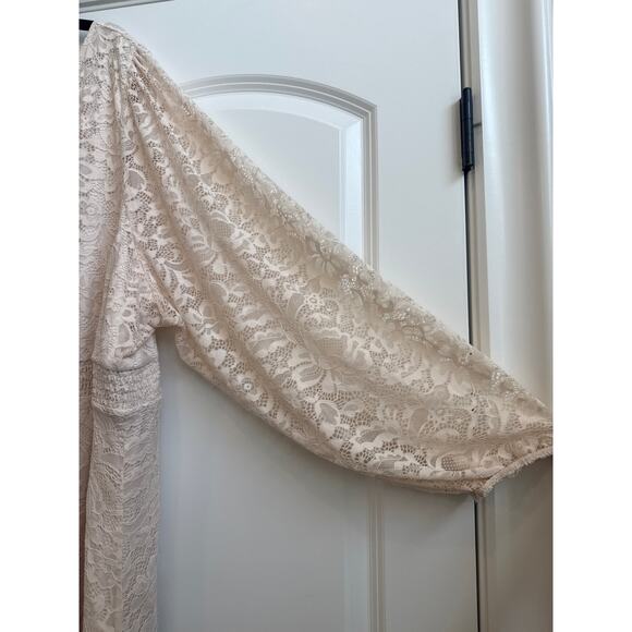 Torrid Cream/Light Pink Floral Lace Boho Long Sleeve Blouse - Picture 4 of 6